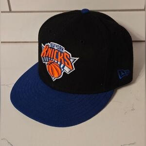 New Era 59Fifty NBA New York Knicks Logo Fitted Hat Cap Size 7 1/4 Black Blue